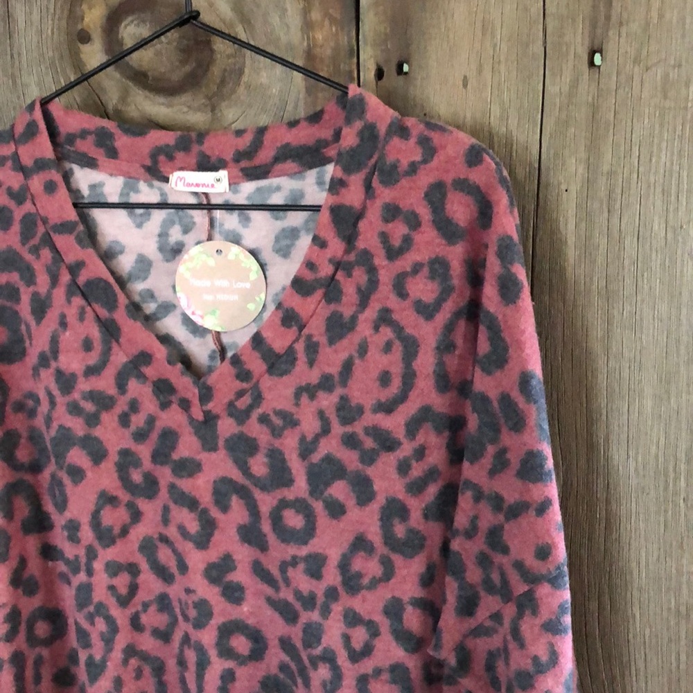 Maronie Pink Leopard Animal V-neck Tunic Size Medium